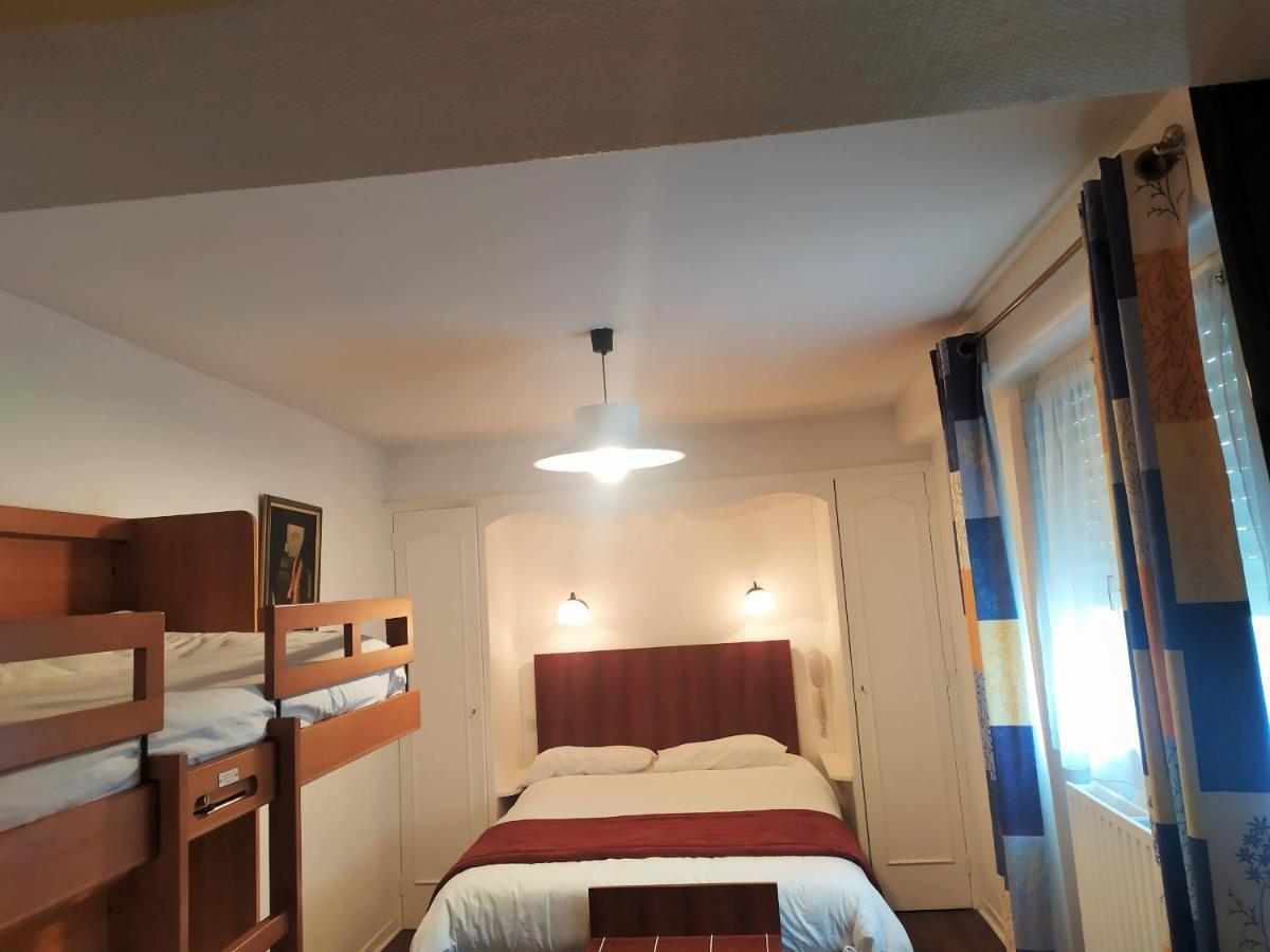 Hotel Le Postillon Pau Exterior photo